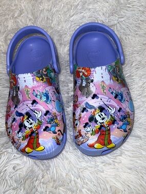 CROCS Purple Disney Mickey & Friends M6/W8